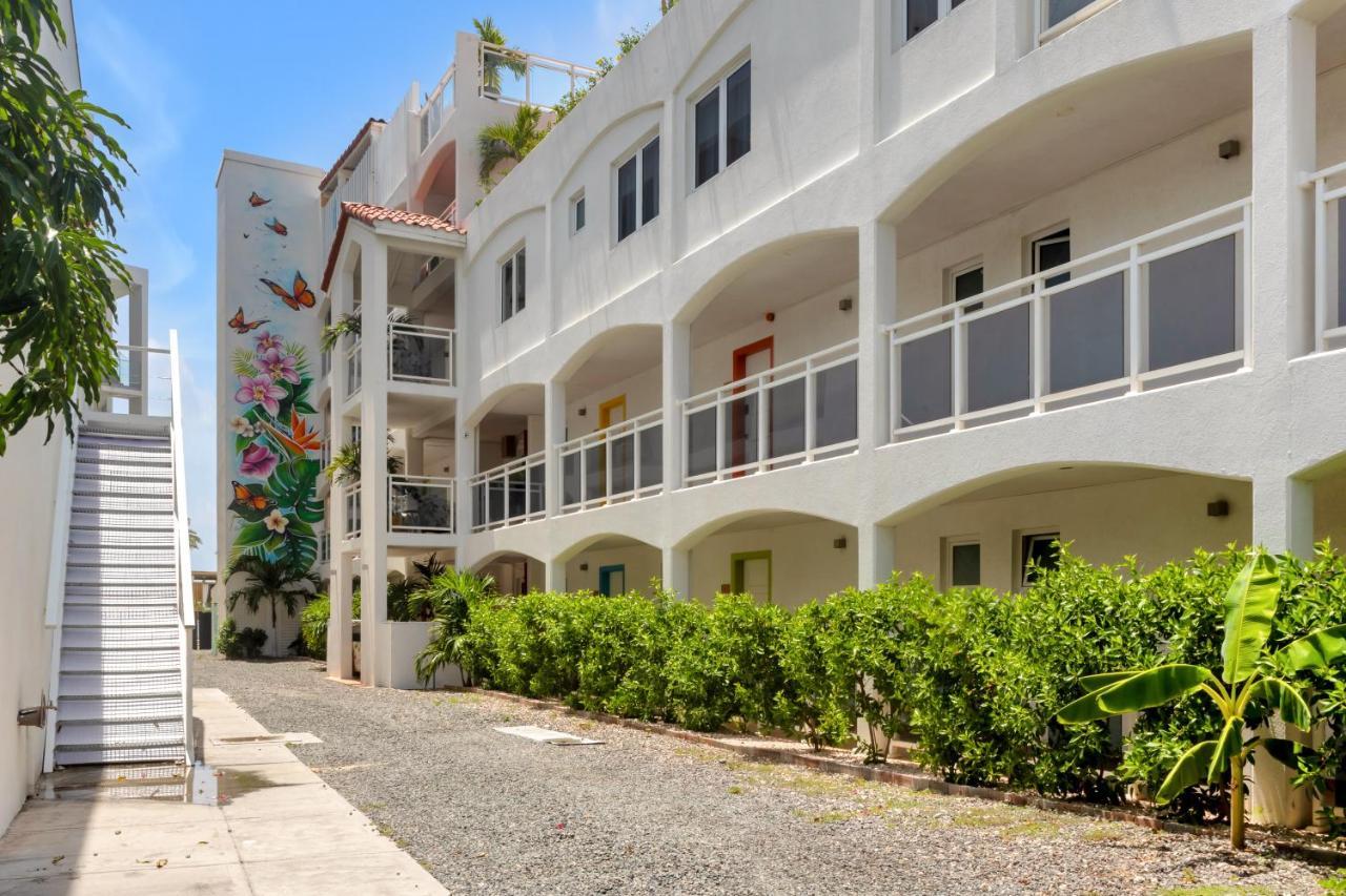 Maho Beach House - Spacious 1 Bedroom Suite Bagian luar foto